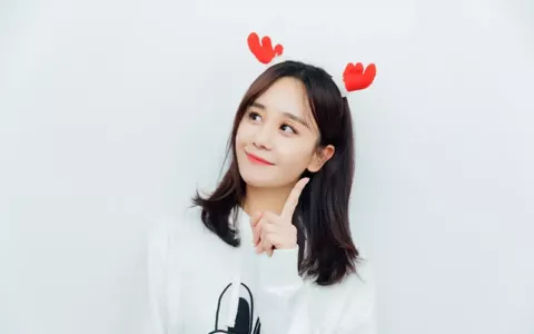 苏超决赛海军舰艇助威